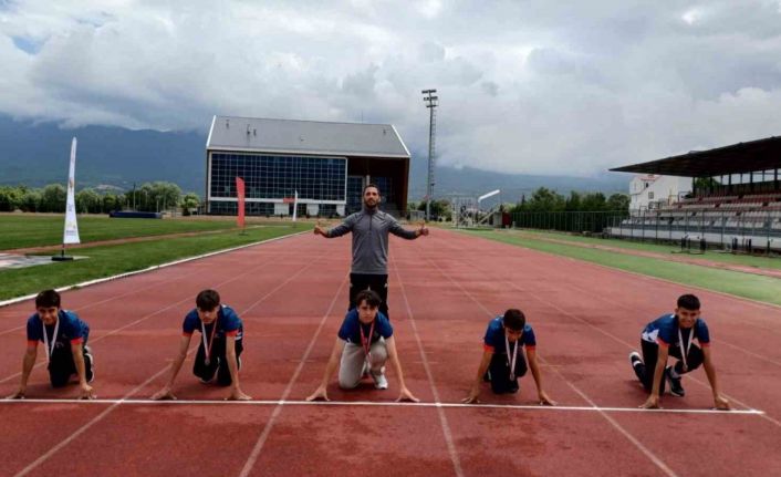 Atletizmde 8 madalya