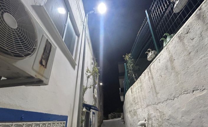 Aydınlatma yenileme çalışmaları devam ediyor