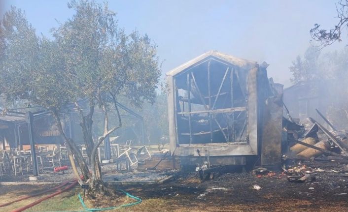 Ayvacık’ta restoranın mutfağında çıkan yangın söndürüldü