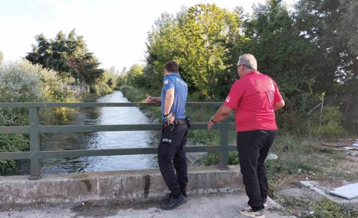 Bafra’da sulama kanalına düşen şahıs vatandaşlar tarafından kurtarıldı