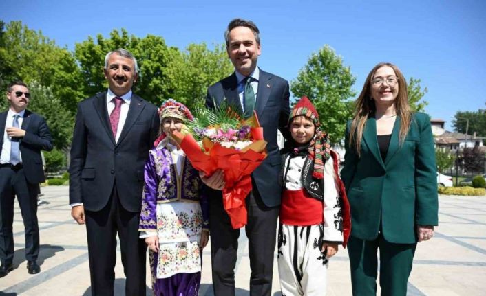 Bakan Bayraktar’dan Edirne Valiliğine ziyaret