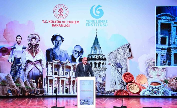 Bakan Ersoy, Yunus Emre Enstitüsü Yaz Okulları Kapanış Programı’na katıldı