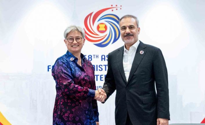 Bakan Fidan, Malezya’da Avustralyalı mevkidaşı Wong ile görüştü