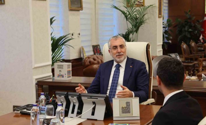 Bakan Işıkhan: "Kanser hastalarımızı yalnız bırakmadık, 5 yeni akıllı ilaç geri ödeme listesine alındı"