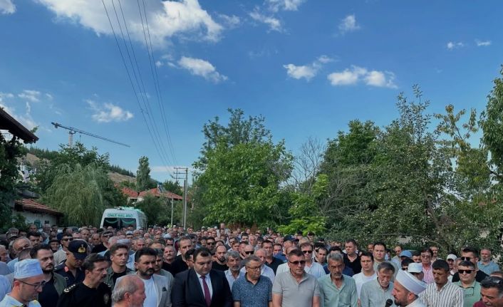 Balıkesir’de kalp krizi sonucu vefat eden polis Simav’da toprağa verildi