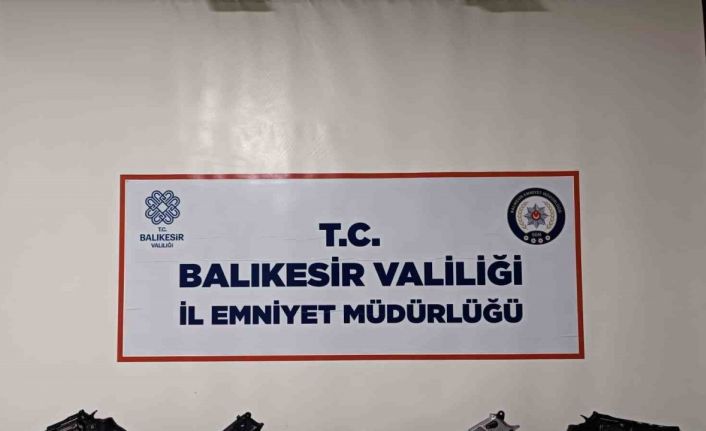 Bandırma’da ruhsatsız silah operasyonu