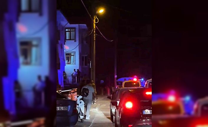 Bartın’da kıskançlık krizi: Eski karısını ve üvey kızını bıçakla yaraladı