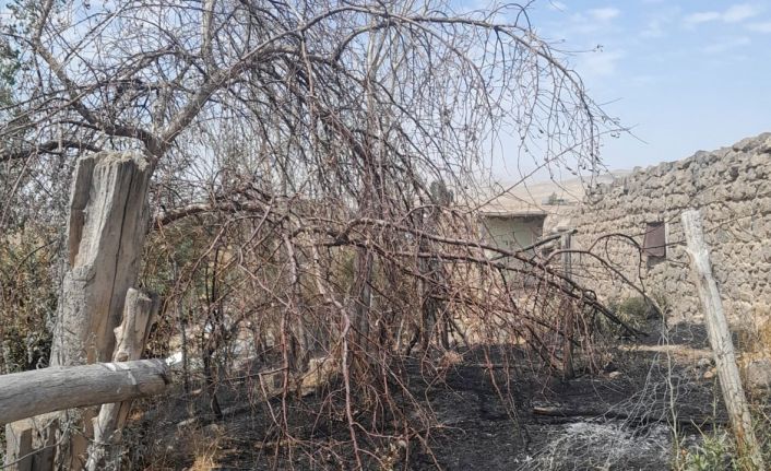 Başkale’de korkutan yangın