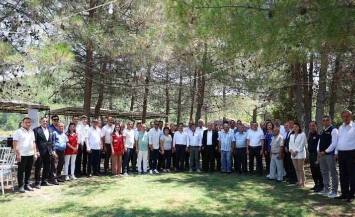 Başkan Aras Ula’da muhtarlar ve STK’ları dinledi