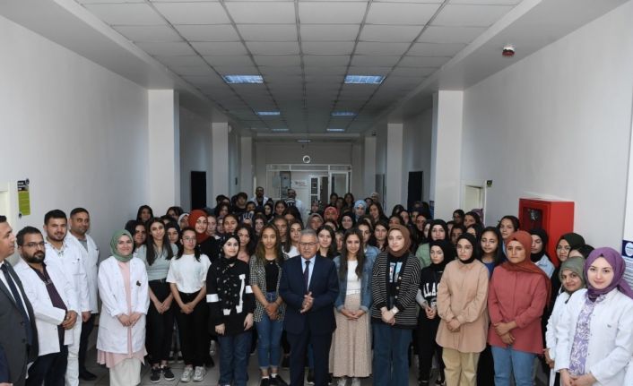 Başkan Büyükkılıç, üniversite adaylarını Kayseri’ye davet etti