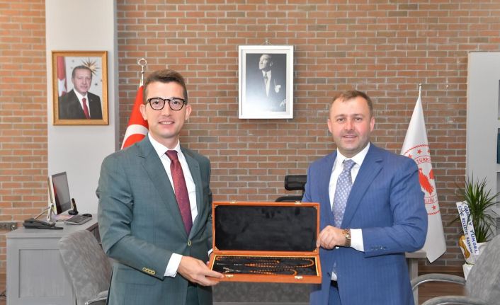 Başkan Güray Yüksel’den, Kaymakam Yusuf Kaptanoğlu’na hayırlı olsun ziyareti