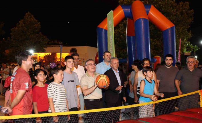 Başkan Özdoğan: "Hacılar’da çocuklarımıza spor dolu bir yaz yaşatıyoruz"