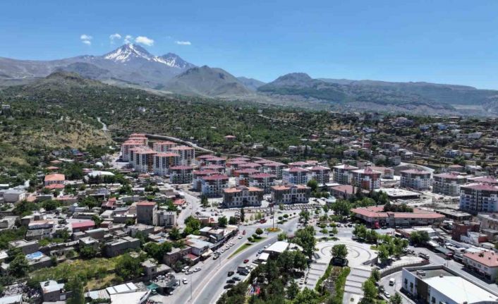 Başkan Özdoğan: "Hacılar’da konforlu ve güvenli yaşam için kararlılıkla çalışıyoruz"