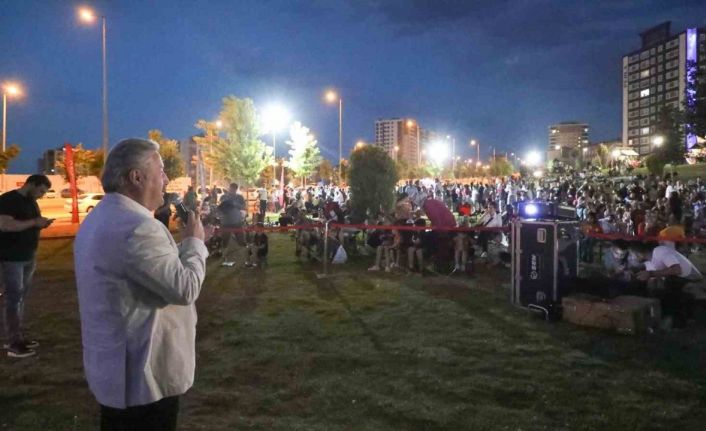 Başkan Palancıoğlu; Sinema Günleri’nde vatandaşlarla bir araya geldi