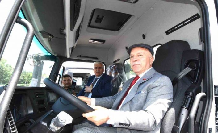 Başkan Sekmen; "Gösteriş değil, hizmet peşinde koştuk"