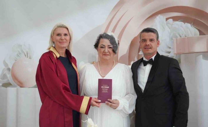 Başkan Subaşı, çalışma arkadaşlarının nikahını kıydı