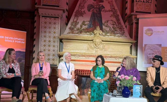 Başkan Subaşı, İsviçre’de insan odaklı kalkınma zirvesine katıldı