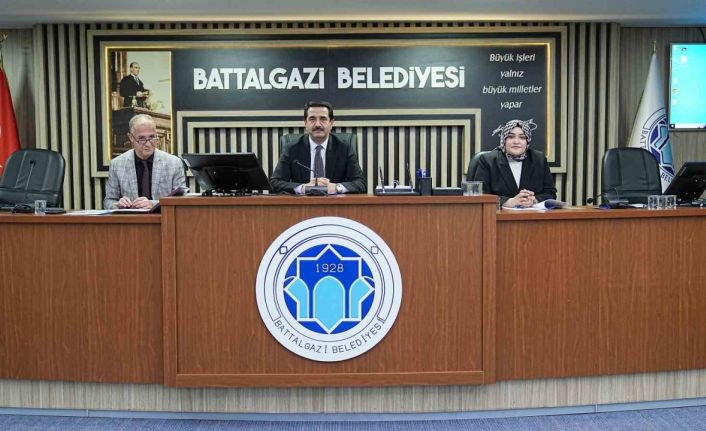 Başkan Taşkın: "Peygamberimize dil uzatanları şiddetle kınıyoruz"