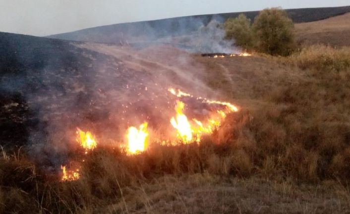 Bayburt’ta anız yangınlarına karşı uyarı: "Geleceği yakmayın"