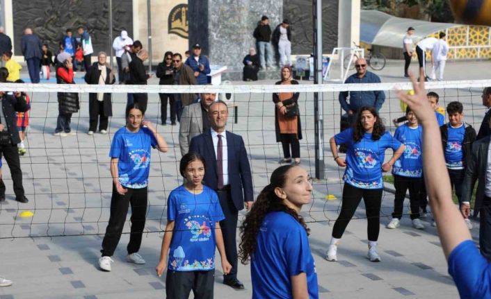 Bayburt’ta Yaz Spor Okulları’nın açılışı yapıldı