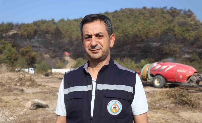 Belediye başkanı alevlerin ortasında kaldı