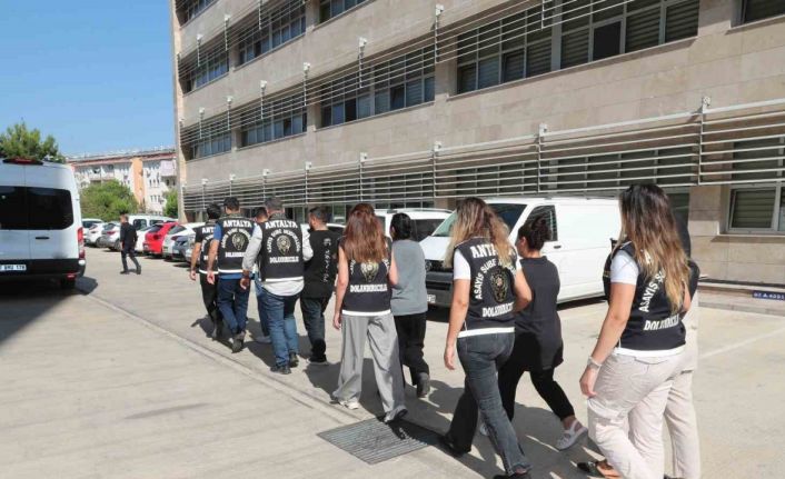 "Beyaz eşya tamircisiyiz" deyip 6 milyon liralık vurgun yaptılar