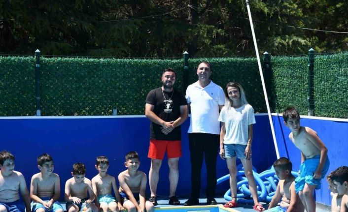 Beylikova’da çocuklara yüzme kursu açıldı