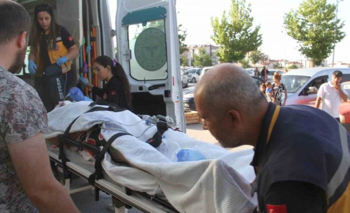 Beyşehir’de otomobilin çarptığı bisikletli ağır yaralandı