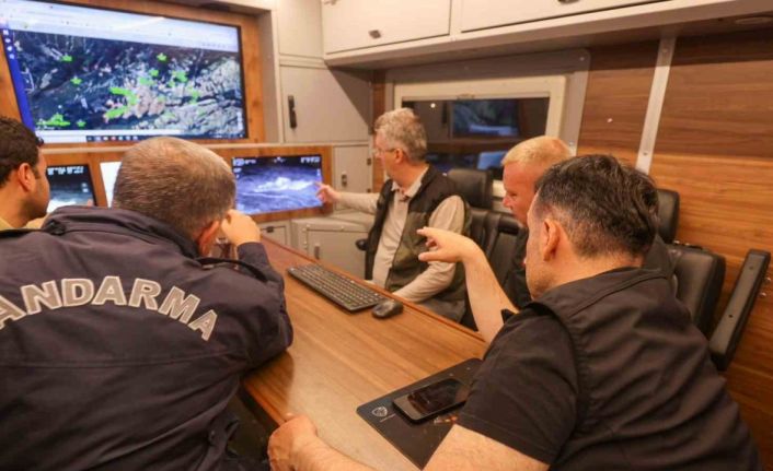 Bilecik’te orman yangını sonrası bir köy tedbir amaçlı boşaltıldı