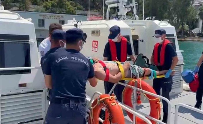 Boğulma tehlikesi yaşayan vatandaşa tıbbi tahliye