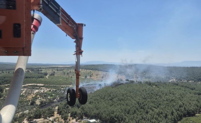 Buca yangınına takviye yapıldı, çalışmalar iyiye gidiyor