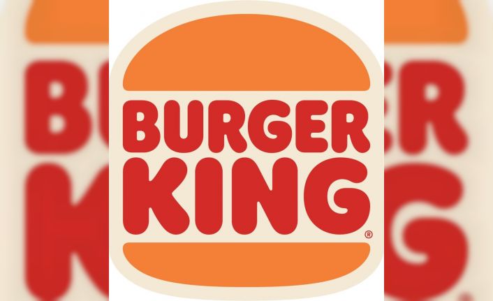 Burger King, ‘Şirinler Menüsü’nü tüketicilere sundu