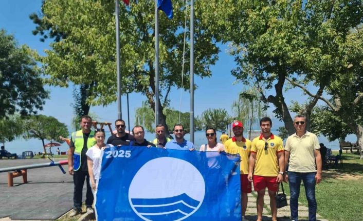 Bursa sahillerinde ‘Mavi Bayrak’ dalgalanıyor