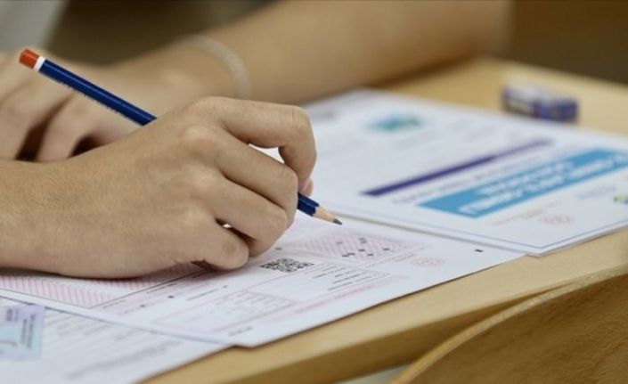 Bursa’dan YKS’de üç Türkiye birincisi çıktı