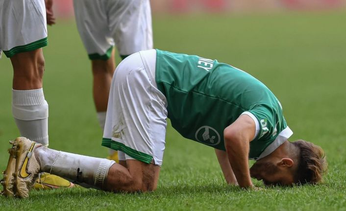 Bursaspor’dan 4 timsah, Nilüfer FK’da