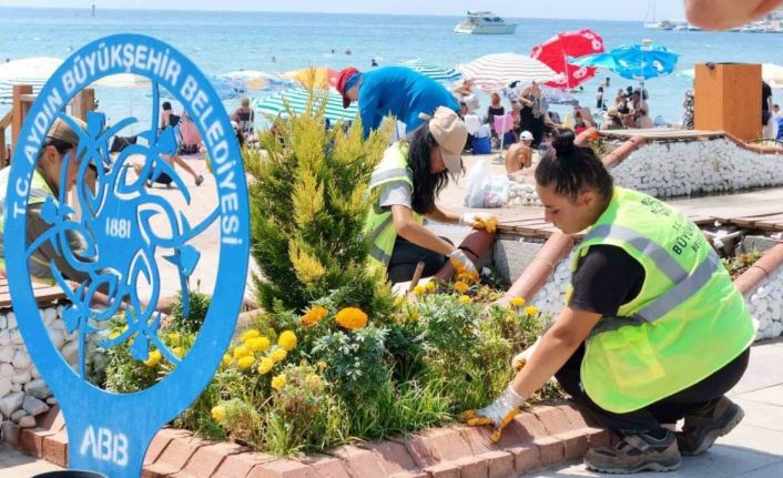 Büyükşehi’den Didim’de peyzaj ve temizlik çalışması