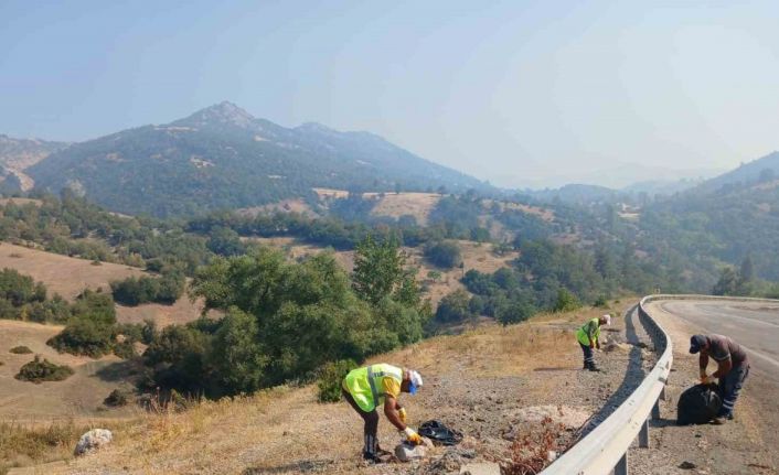 Büyükşehir’den yangın bölgelerinde çevre temizliği