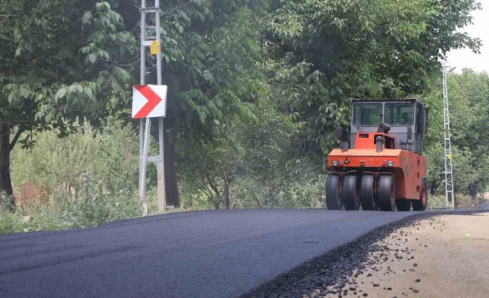 Çağlayan Mahallesi’nde doğalgazın ardından sıcak asfalt konforu