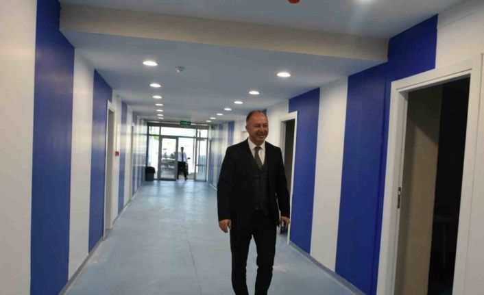 Çakmur hibrit çim zemini inceledi