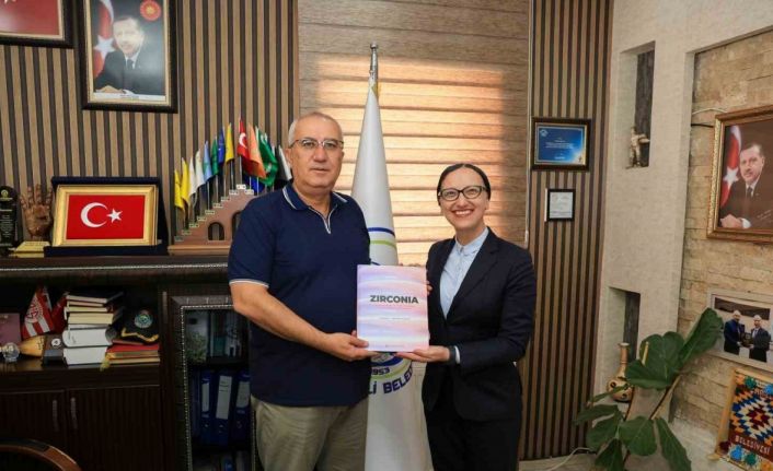 Çamelili bilim insanı Prof. Dr. Özcan’a büyük onur