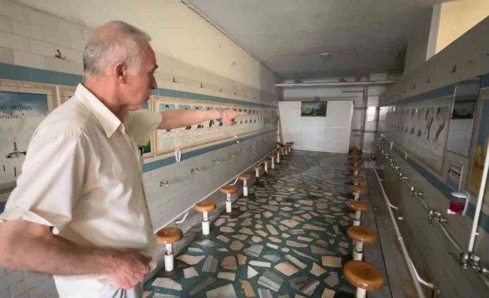 Caminin sabunluklarını çaldı, kayıplara karıştı