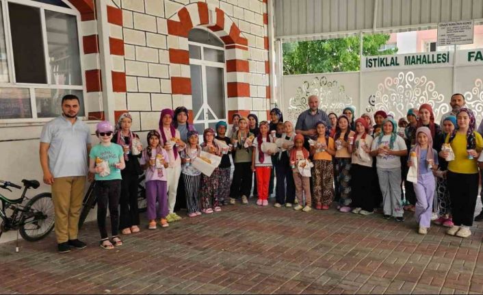 Çan’da Fatih Camii Dernek Başkanı Tekne’den Kur’an Kursu öğrencilerine jest