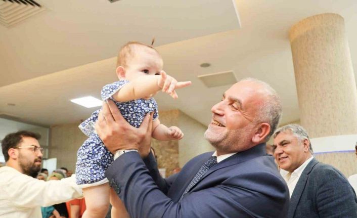 Canik’te ’Aile Yılı’: Çocuk sahibi olan ihtiyaç sahipleri 5 bin TL destek