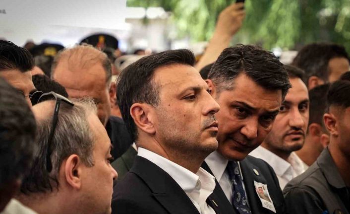 CHP İstanbul İl Başkanı Özgür Çelik: "İstanbul kongresine yönelik bir ifade süreci olduğunu tahmin ediyoruz"