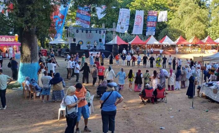 Çınarcık’ta Karadeniz Şenliği coşkusu