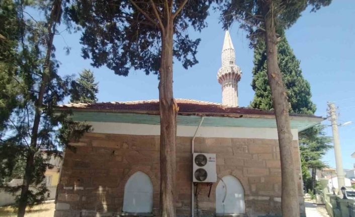 Çivril’in en eski camisi için restorasyon çalışma başlatılıyor