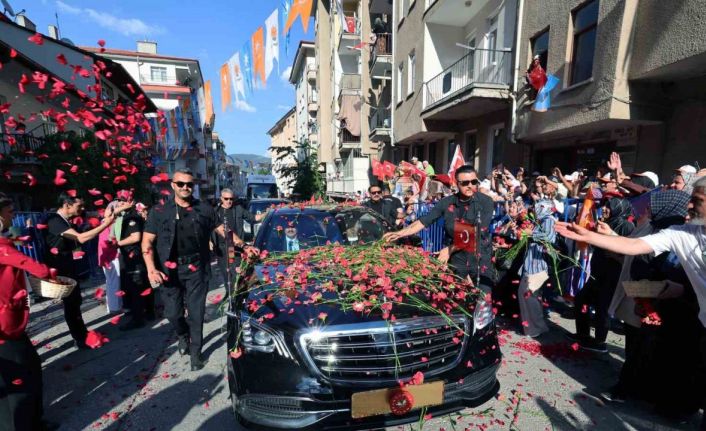 Cumhurbaşkanı Erdoğan: "Ankara’mızı hak ettiği ihtişama kavuşturmak için gece gündüz demeden çalışıyoruz"