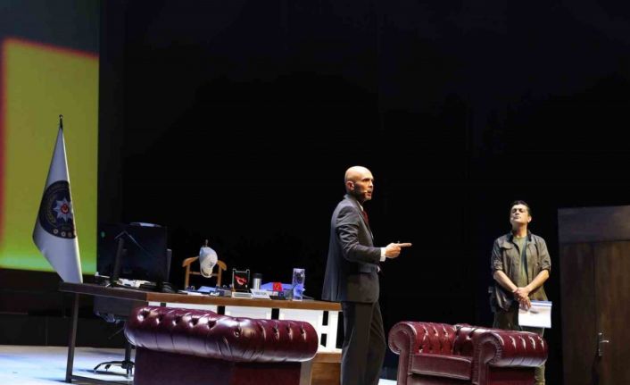 Cumhurbaşkanı Erdoğan, "En Uzun Gece" destanının ilk temsiline katıldı