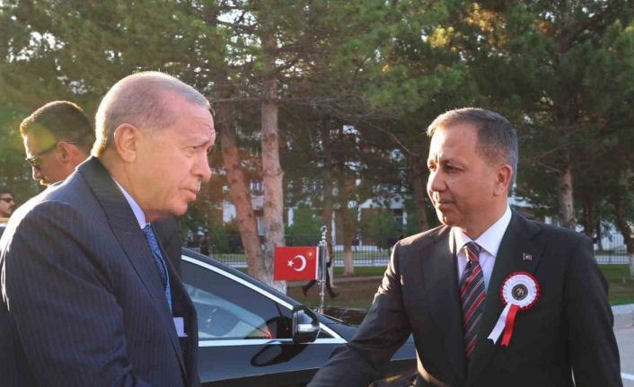 Cumhurbaşkanı Erdoğan: "Hiçbir sabotaj, hiçbir tahrik, hiçbir tuzak, Türkiye’yi girdiği bu tarihi yoldan geri döndüremeyecek"