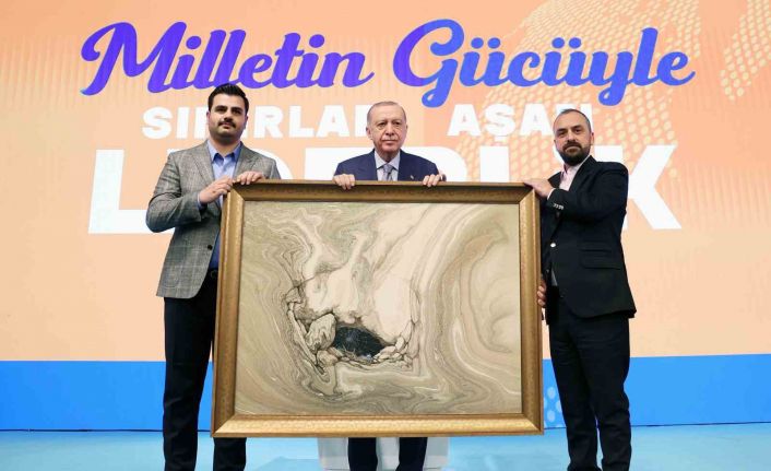 Cumhurbaşkanı Erdoğan: "Ülkemizin önünde yeni bir dönemin kapıları aralanıyor"